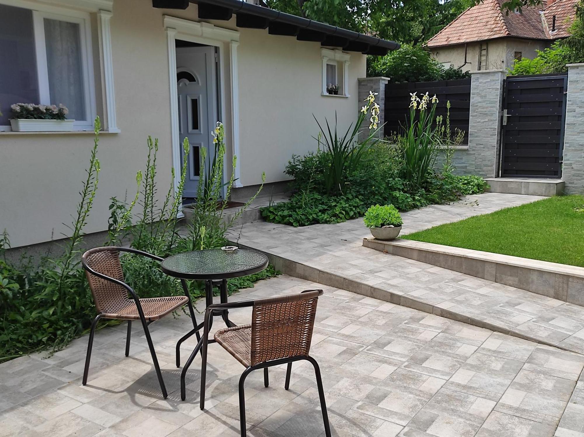 Garden Home Törökbálint Exteriér fotografie