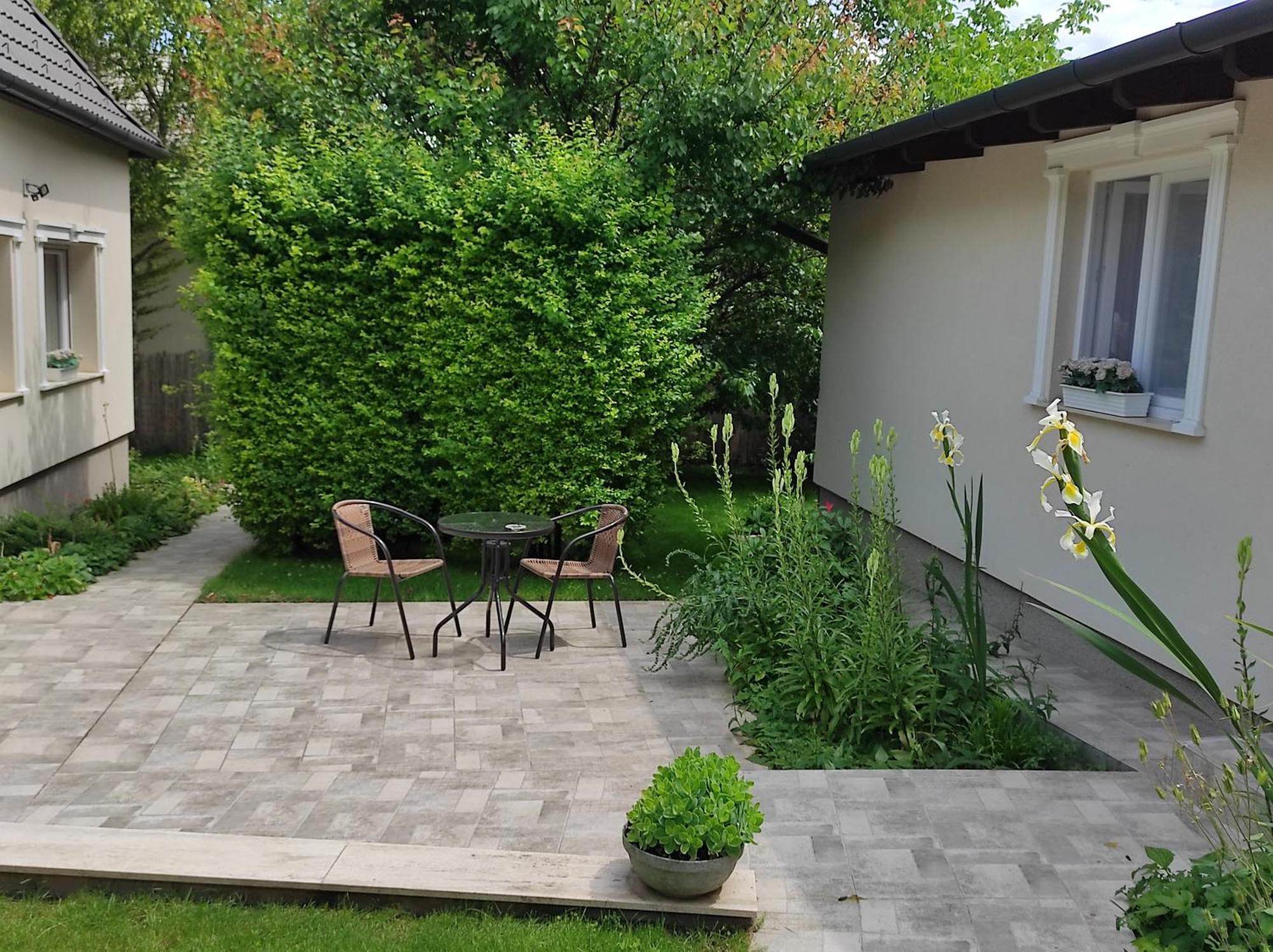 Garden Home Törökbálint Exteriér fotografie